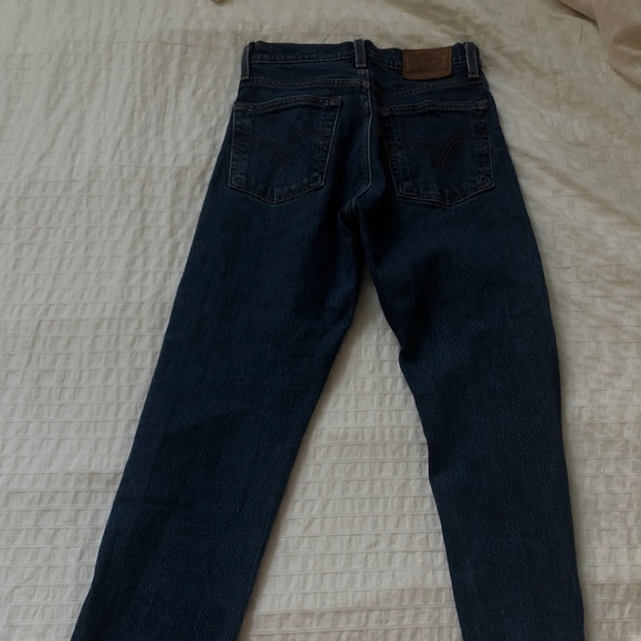 straight leg levi blue jeans - Picture 2 of 4